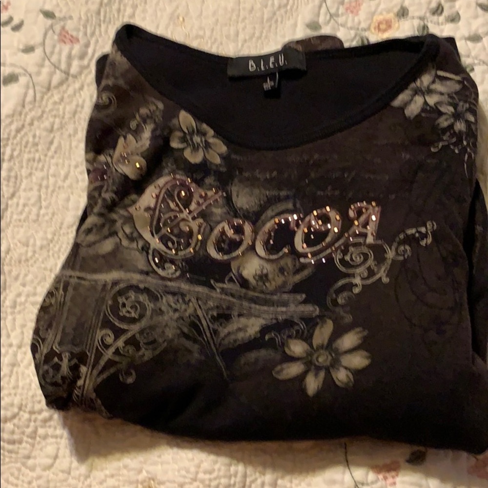 Tee